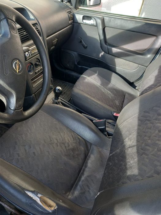 Vând Opel Astra g