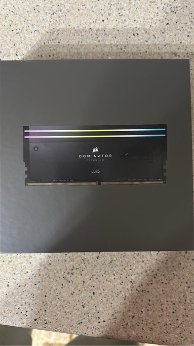 Memorie ram Crosair dominator titanium 2x16gb sigilat