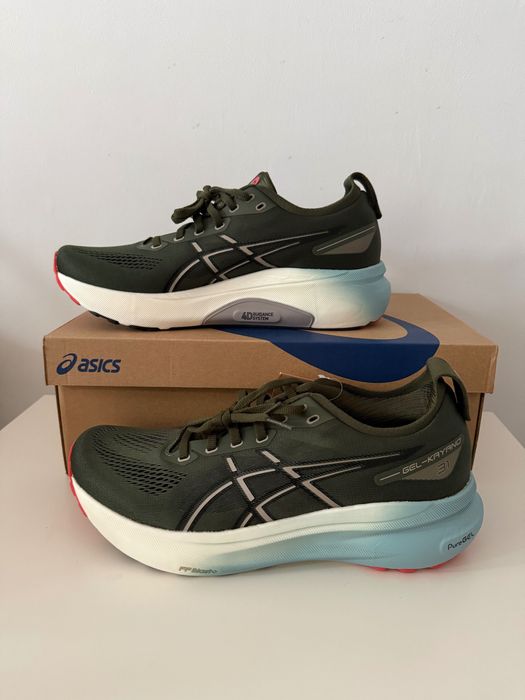 Прекрасен Asics Gel Kayano 31-ЧИСТО НОВИ !