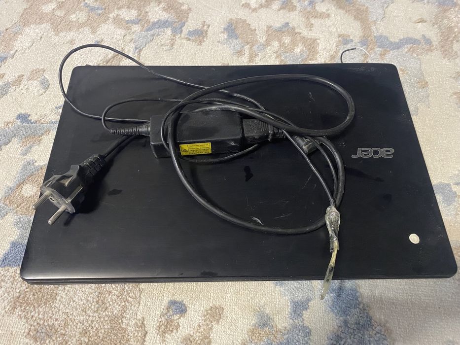 Сломанный ноутбук acer - 25000