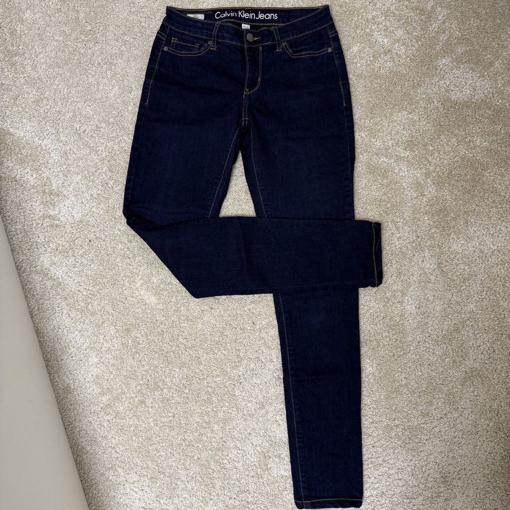 Дънки Guess и Calvin Klein