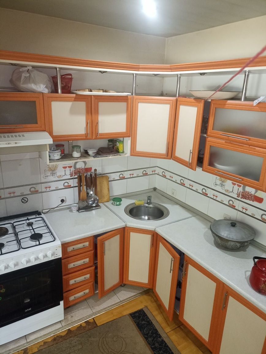 Продается квартира 3 комнатная
