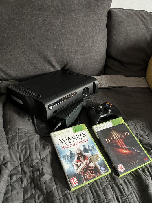 Consola Xbox 360 + Jocuri