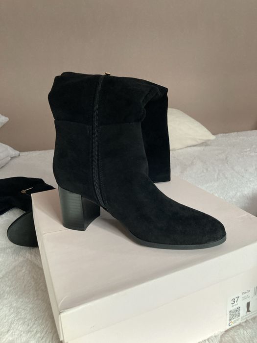 Cizme negre piele intoarsa 37