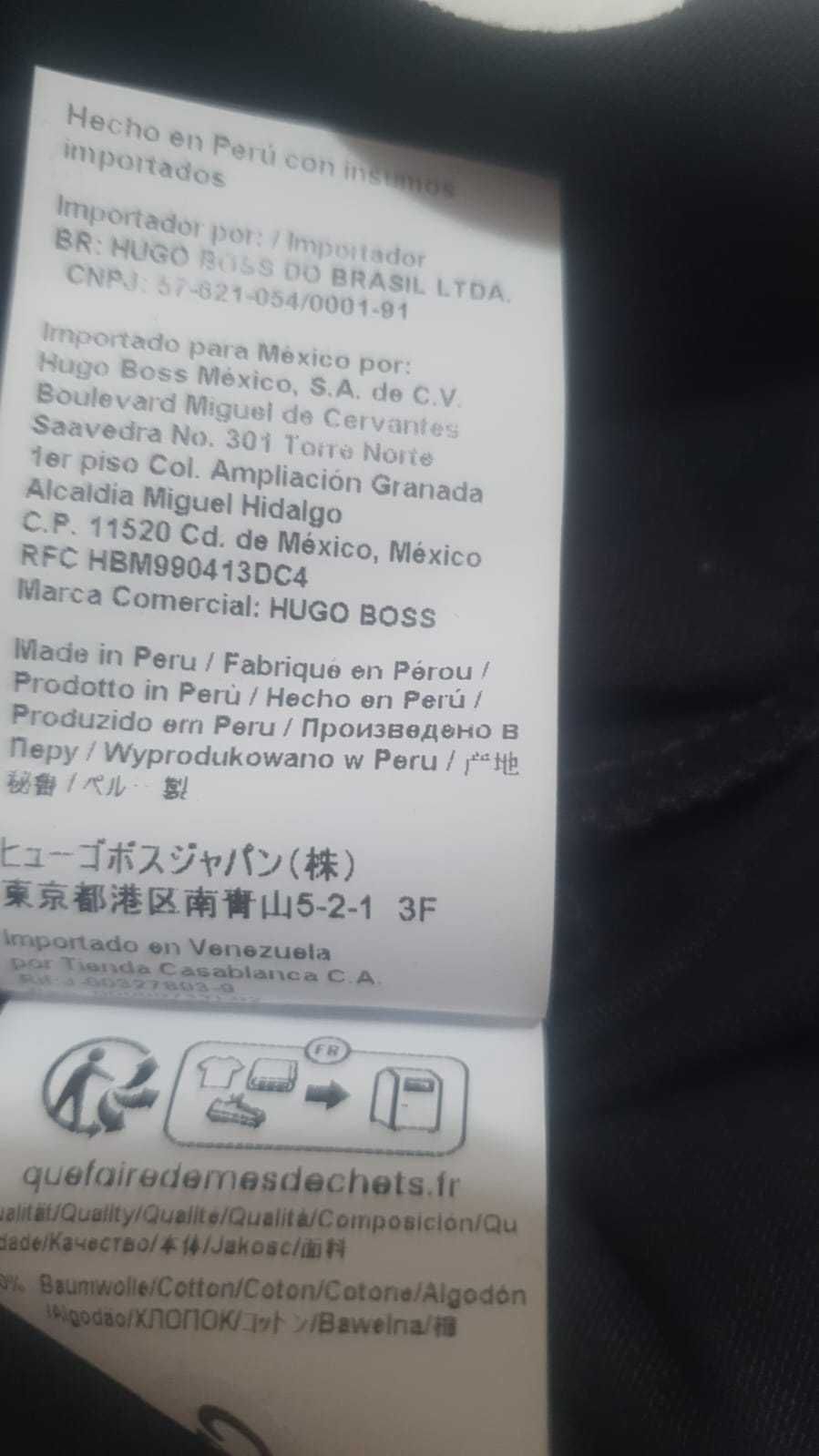 Vand tricou barbati Hugo Boss masura S original nou cu eticheta