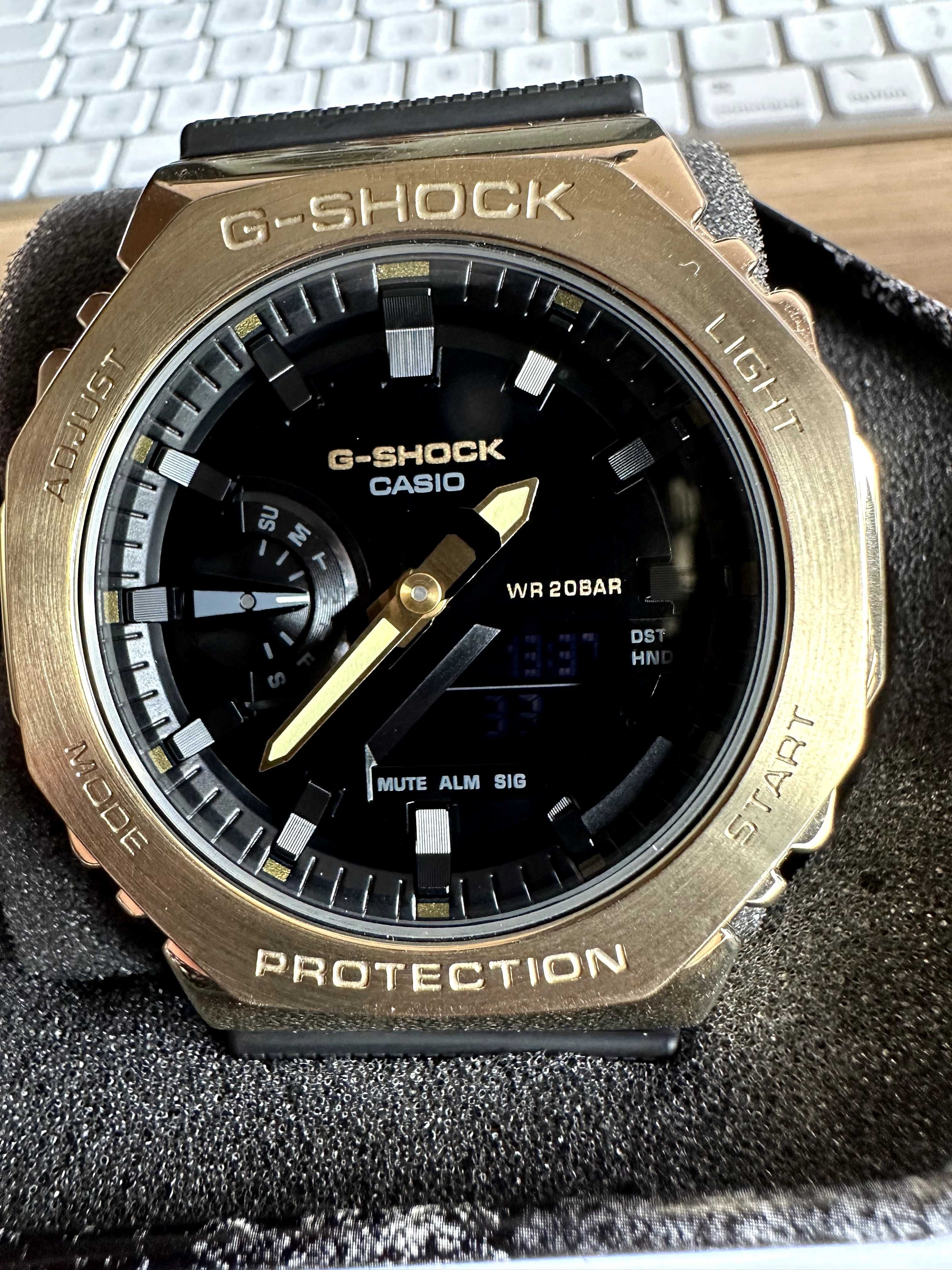 Часовник Casio G-Shock GM-2100G-1A9