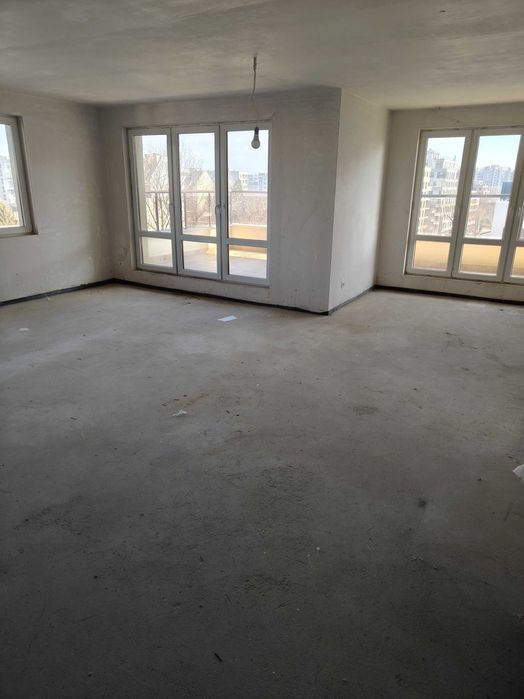 Продава се Четиристаен апартамент в София, Хаджи Димитър - 235 кв.м за 1915 €/кв.м - Снимка #1