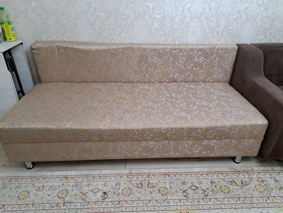 Продам уголок-диван,тахту