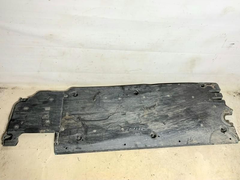 Scut lateral / caroserie stanga Volkswagen Polo VI facelift (2021->) AW 2Q0825101A