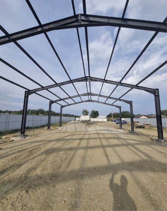 Vand hale metalice orice dimensiune