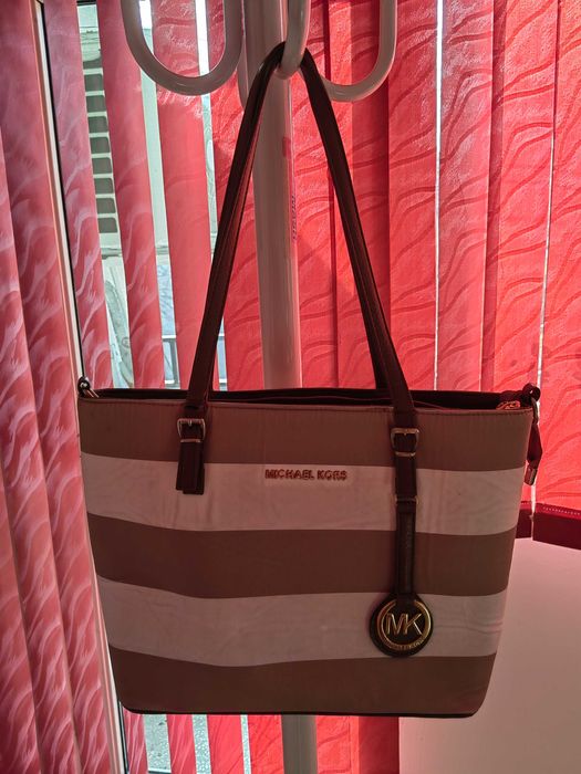 Дамска чанта Michael kors