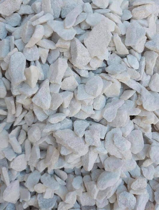 Piatra decorativa marmură decor amenajări curți grădini morminte