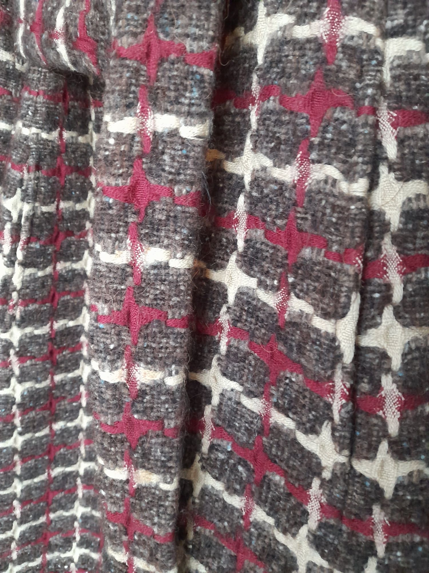 Palton cu gluga - contine lana - marimea 36 S
