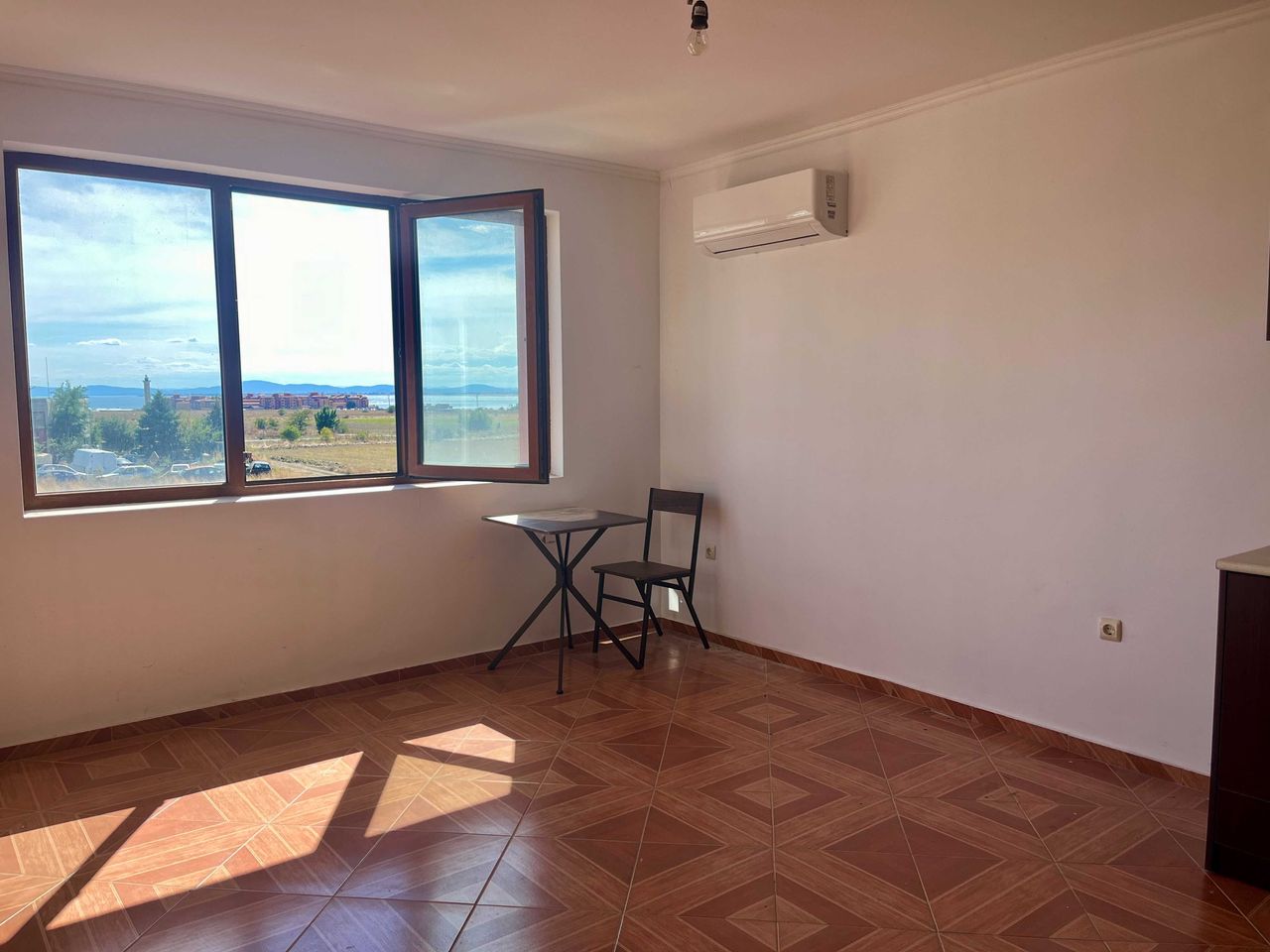 Продава се Двустаен апартамент в Ахелой - 52 кв.м за 1039 €/кв.м - Снимка #4
