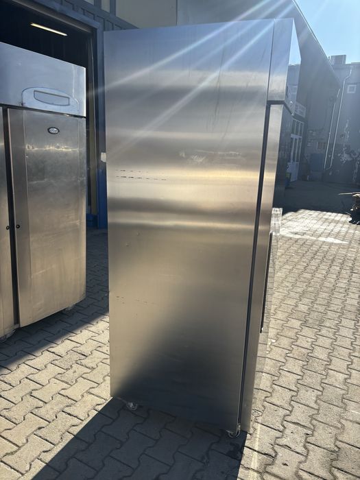 Frigider profesional