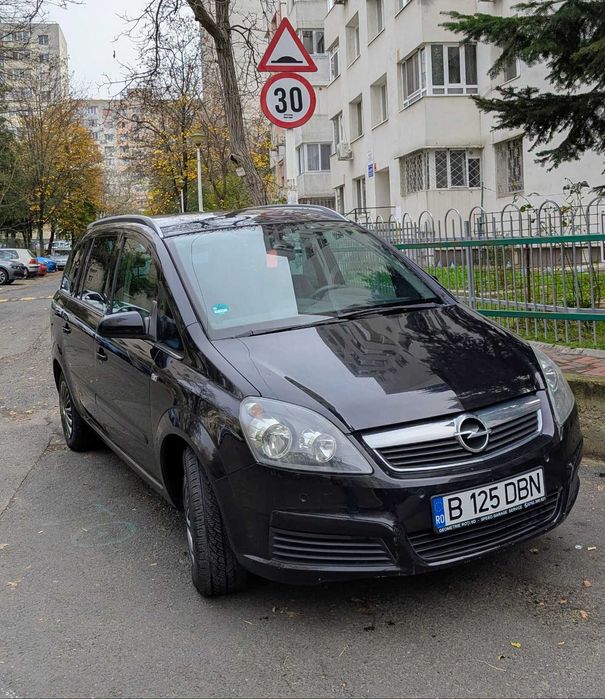 OPEL ZAFIRA B -7 locuri - 1,8 Benzina