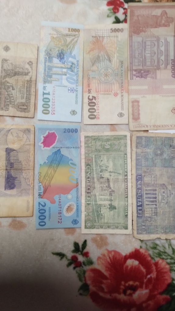 Vând bancnote vechi romanesti