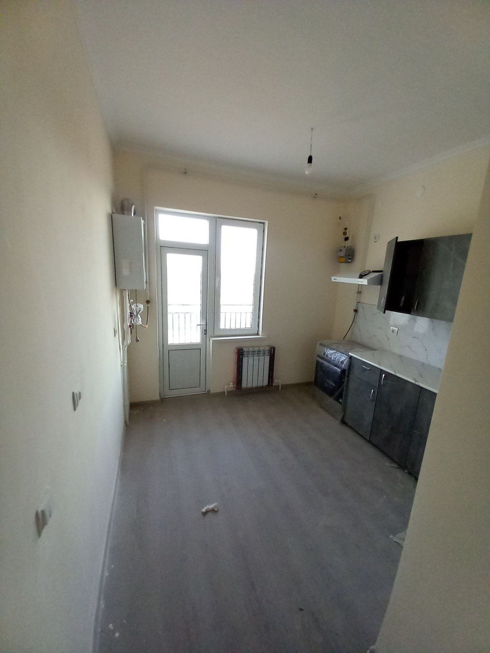 Sotiladi 2 xonali motridda