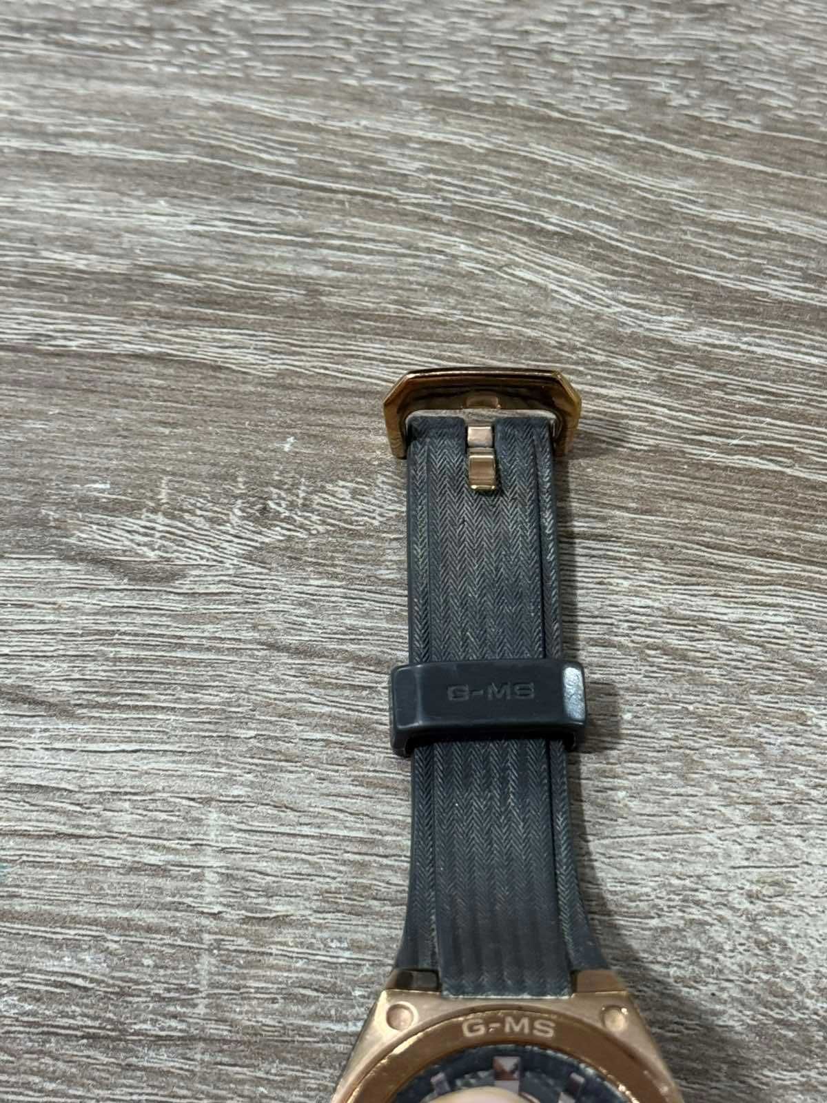 Продавам Часовник Casio G-MS