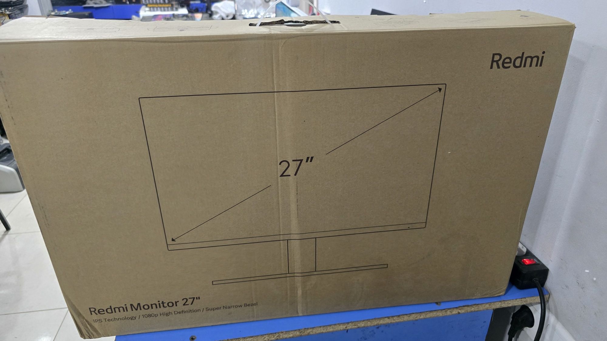 Монитор Redmi RMMNT27NF 27" FHD

Разрешение экрана-1920x1080
Диагональ