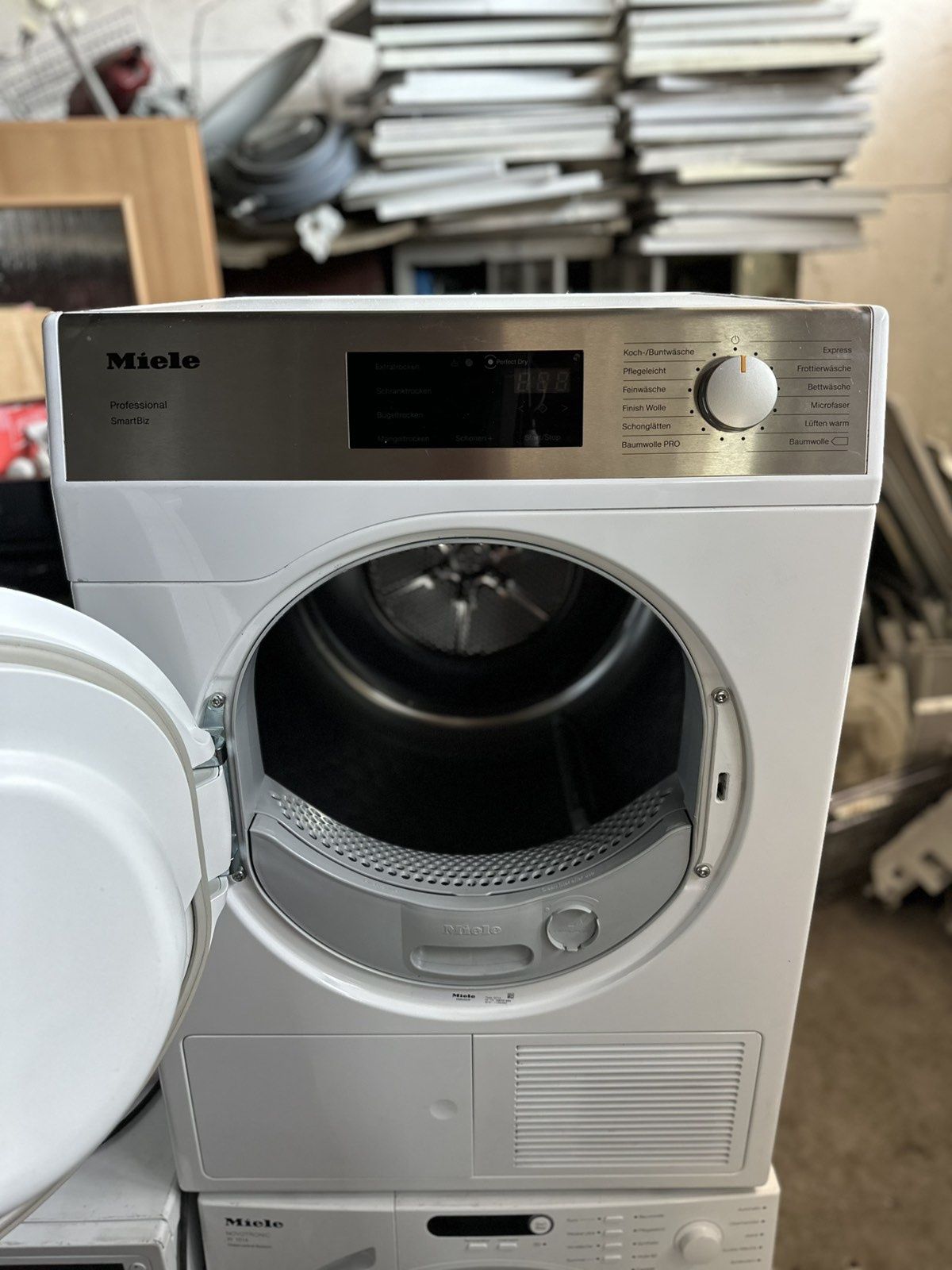 Сушилня +гаранция. MIELE T1 PROFESSIONAL Клас А. ПЧЕЛНА ПИТА. Доставка