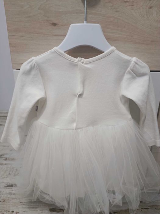 Бяла детска рокля