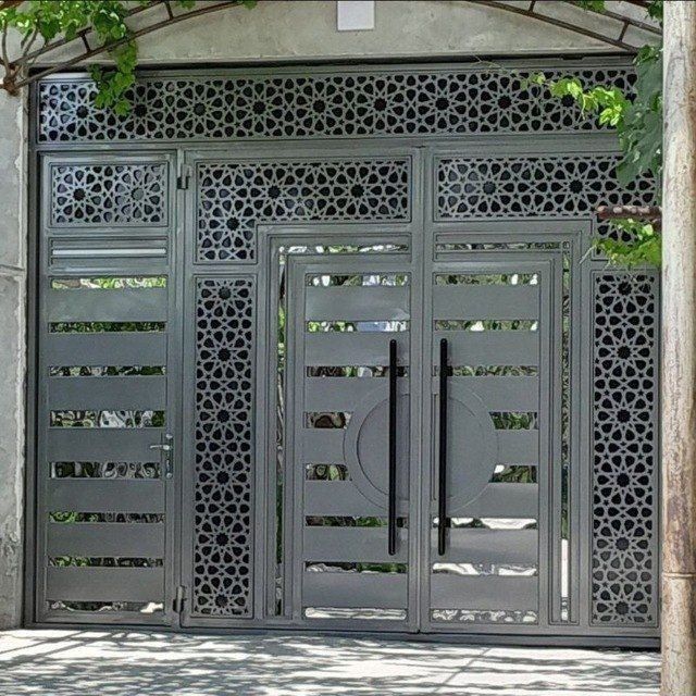 Bizda darvozalarga paqat qalin materal ishlatamiz arzon darvoza yoq...