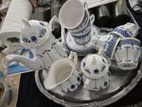 Serviciu de cafea/ceai, portelan romanesc. Pret 175 leic