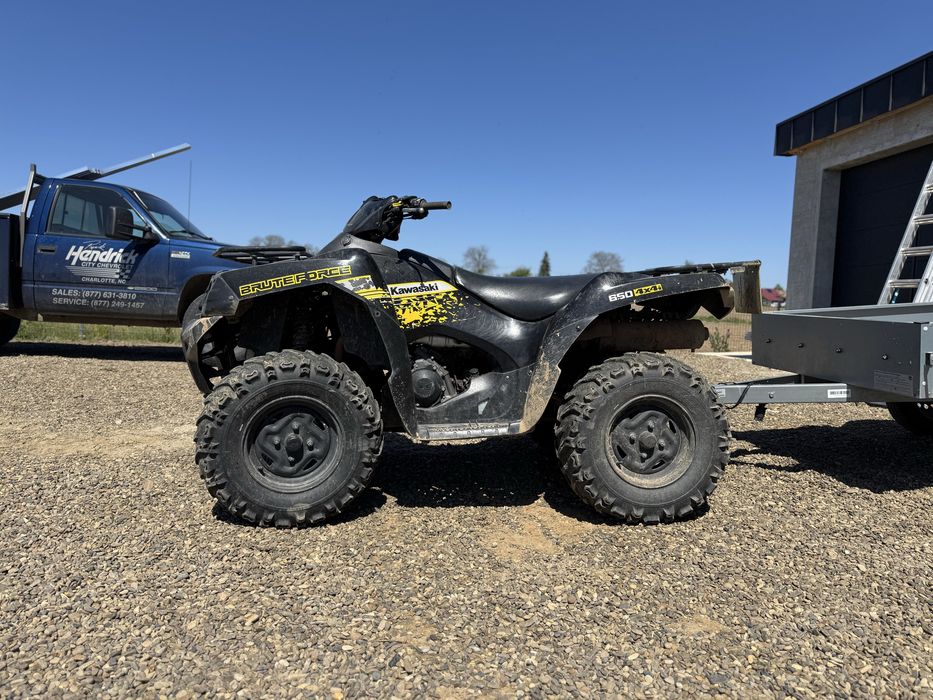 Kawasaki brute force 650 2016