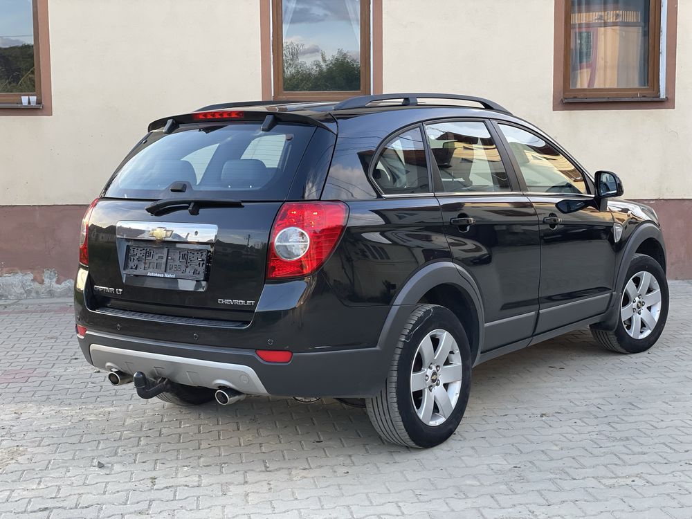 Chevrolet Captiva 2010  2 litri diesel 150 cp. 7 locuri 4x4