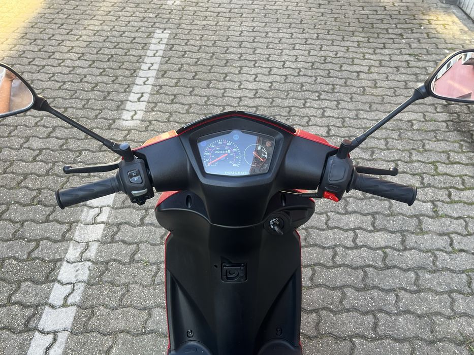 Scuter Peugeot Kisbee 2021 - 49cm3 NOU-nouț
