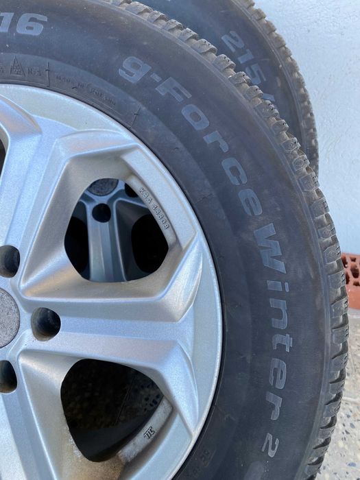 Джанти 16" със зимни гуми BFGoodrich g-Force Winter 2