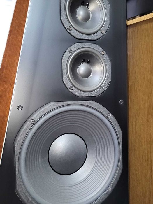 Boxe Hi End JBL TI 5000