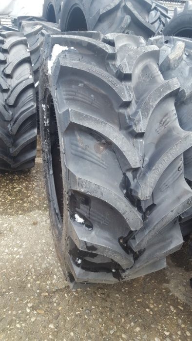 440/65 R28 OZKA Radiale cu livrare rapida TUBELESS Cases Fendt TVA