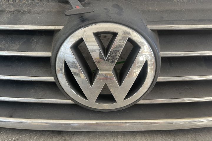 Grila bara fata centru 3B0853651L / 3B0 853 651L Volkswagen VW Passat