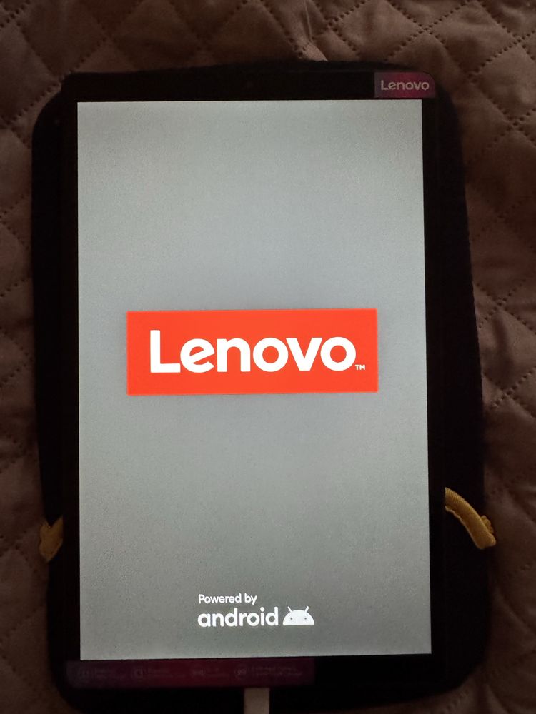 Таблет Lenovo TB-X306F