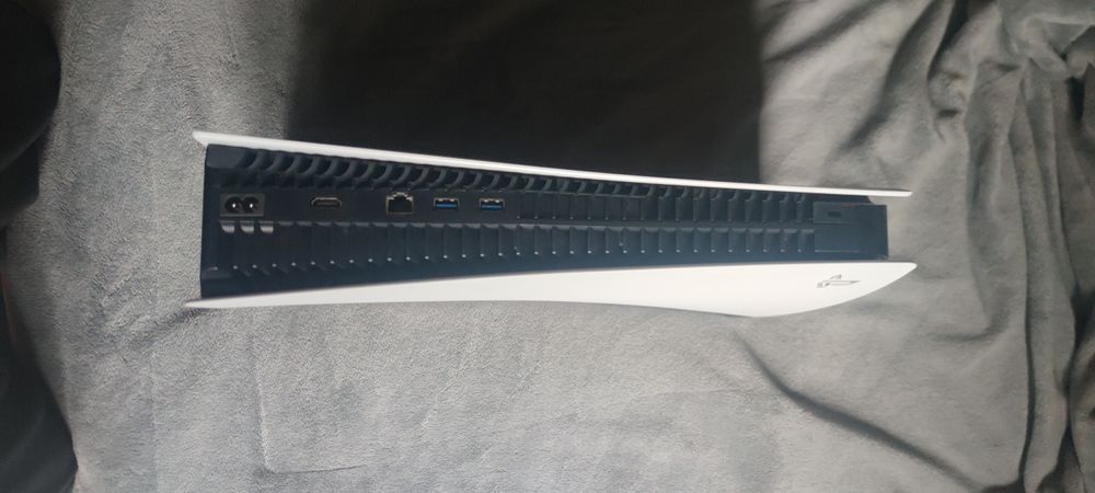 Vand consolă ps5+ controller