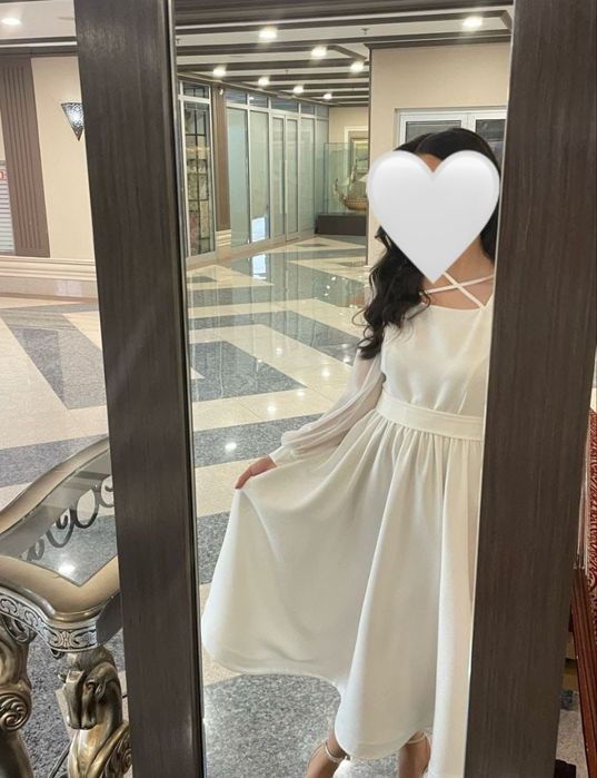 Белыый платье красивый