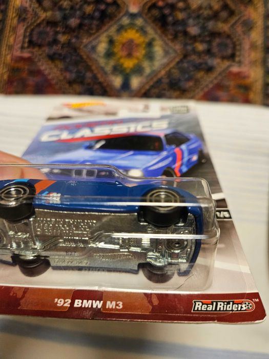 Hot wheels premium, mainline