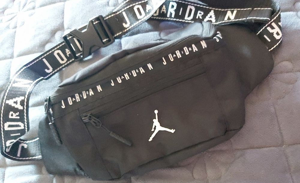 Чанта за през рамо или кръст