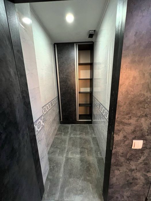 Аренда под офис 100м2 С мебелью!  5 минут от метро Мирзо Улугбек!