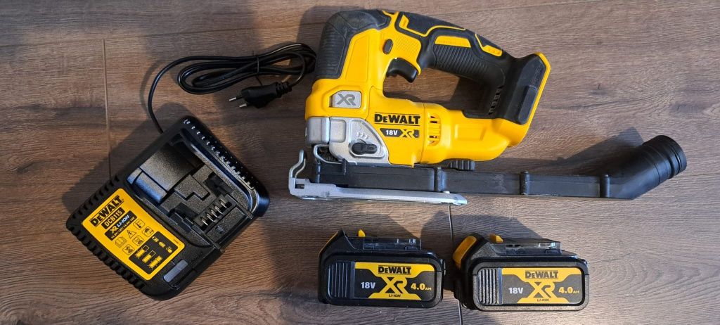 Pendular Dewalt DCS334 soricel