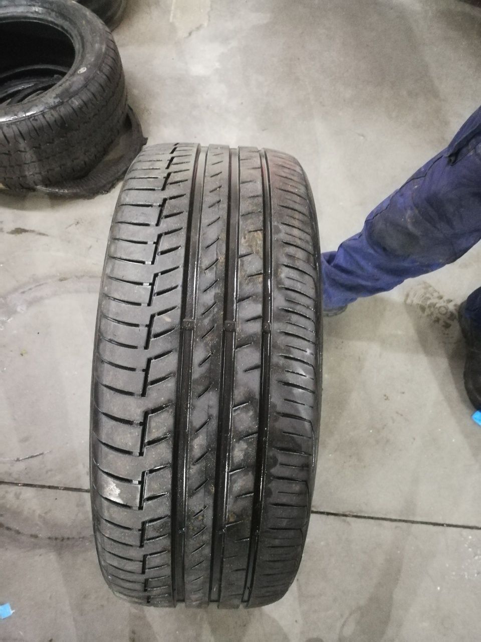 Anvelope de vara Continental 235/45 R18