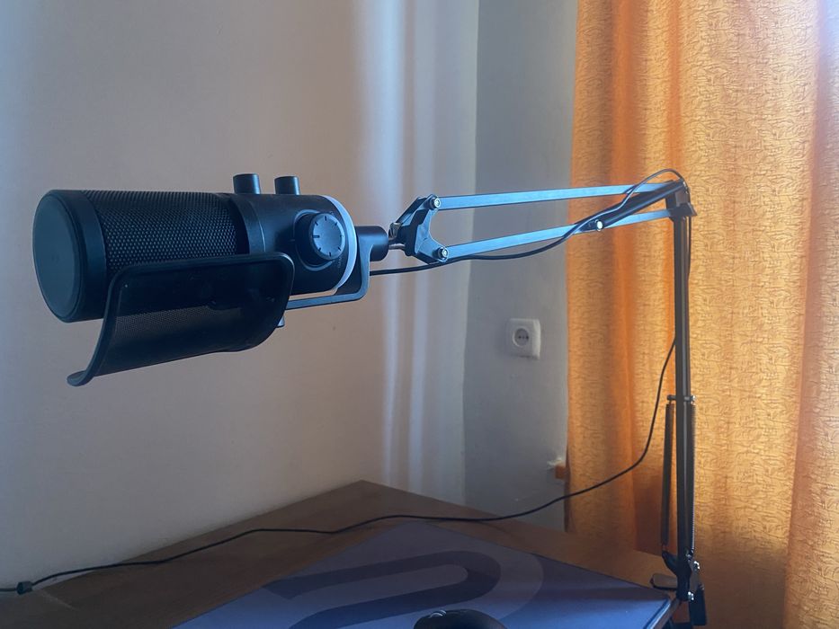 микрофон Fifine am6