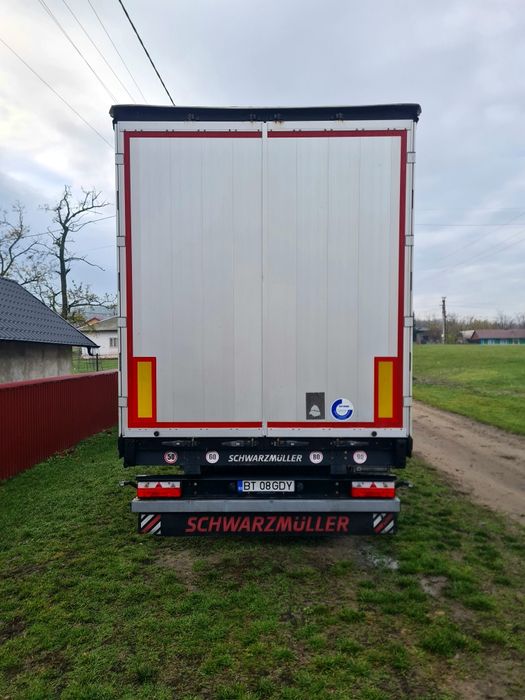 Vând semiremorca schwarzmuler