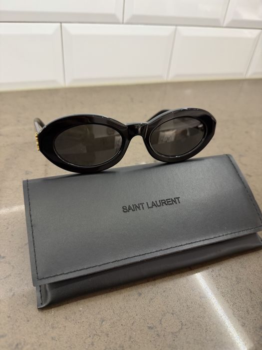 Нови очила Saint Laurent