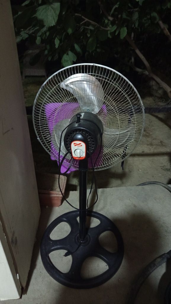 Ventilyator sotiladi