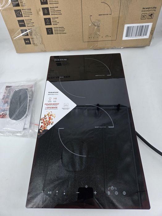 Чисто нов индукционен плот Taurus Darkfire Domino.