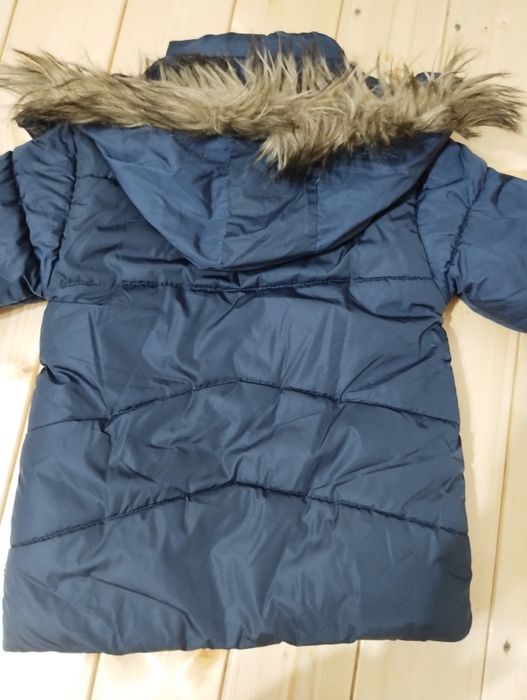 Vând geacă băieți 5 ani