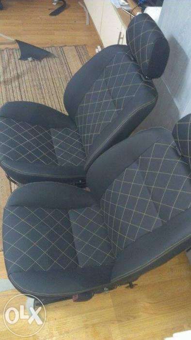 Tapiterii  si volane auto